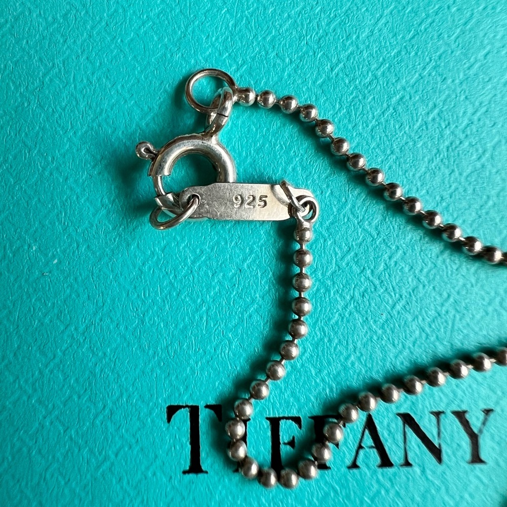 Tiffany Notes Alphabet A large disc charm necklace - Picture 8 of 13